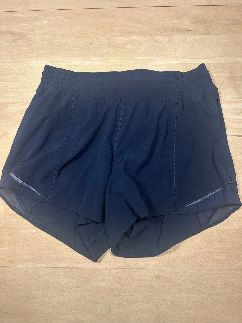 lululemon Hotty Hot High-Rise Shorts Sz 10